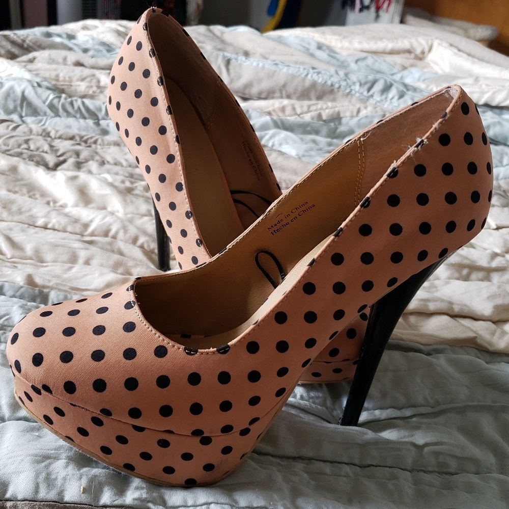 Forever 21 Pink and Black Polka Dot Pumps